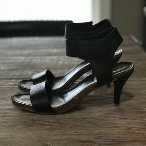 Vince Camuto Sandals